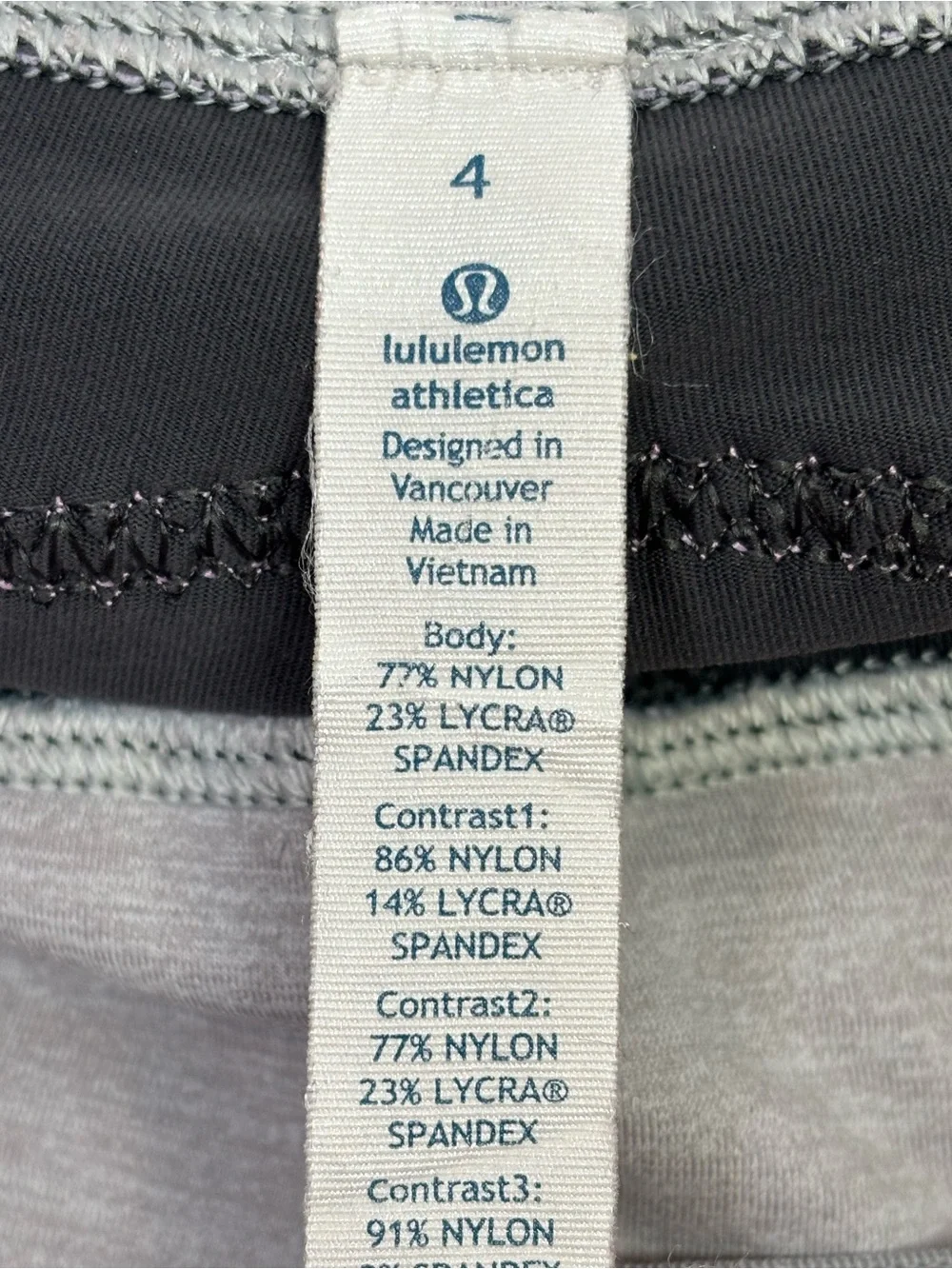 🍋Lululemon Run: Pace Crop Soot/Pretty Purple Size 4 Low Rise Run Tight Fit *Mark